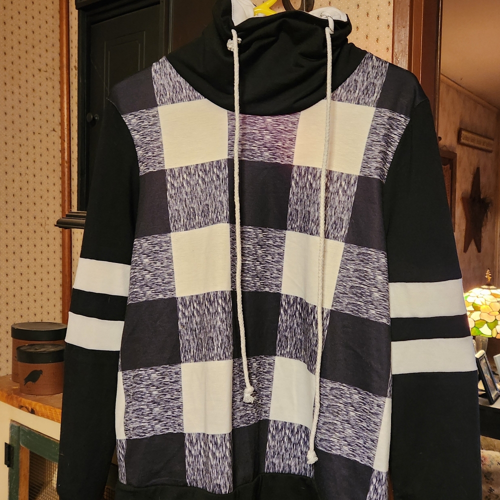 Black and White Checkered Womans Hoodie Top.